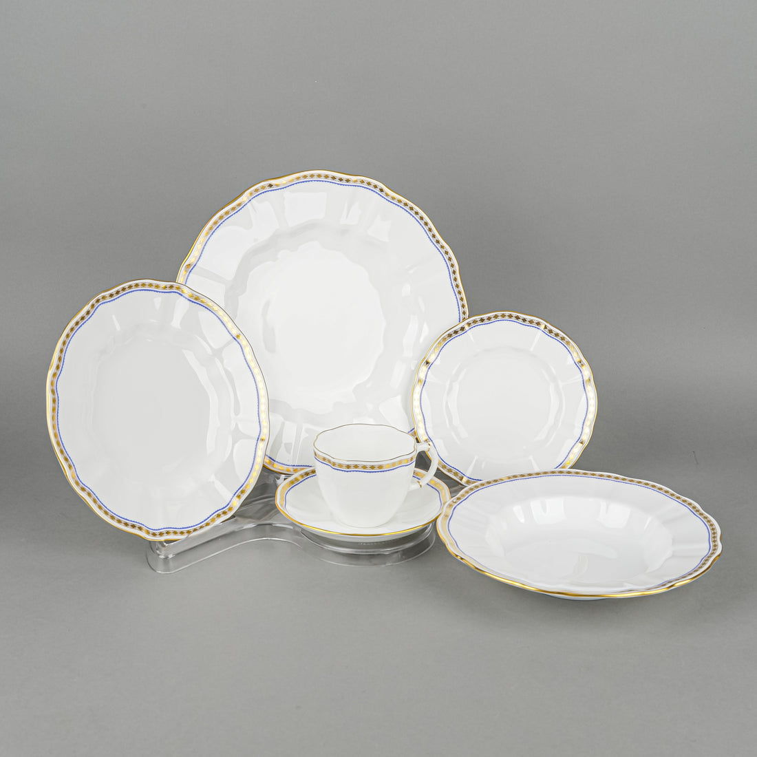 ROYAL CROWN DERBY Carlton Blue A1300 8 Place Setting Plus Extras