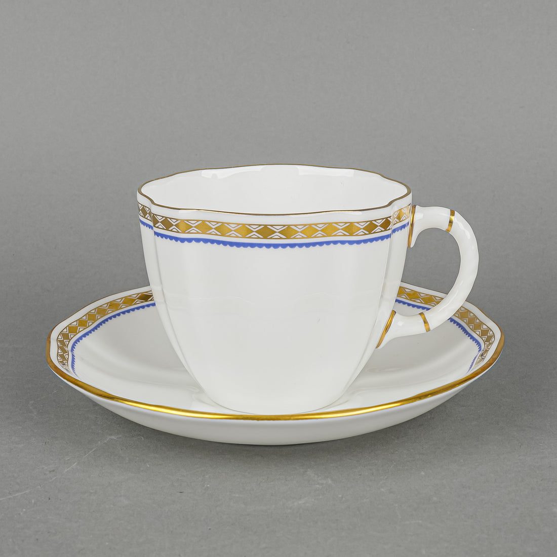 ROYAL CROWN DERBY Carlton Blue A1300 8 Place Setting Plus Extras