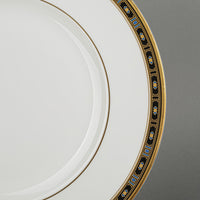 ROYAL DOULTON Monaco H5133 12Place Settings Plus Extra