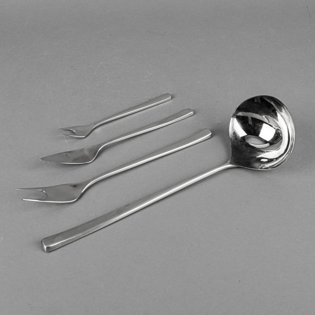 LUNDTOFTE Fuga Stainless Steel Flatware 11 Place Settings Plus Extras