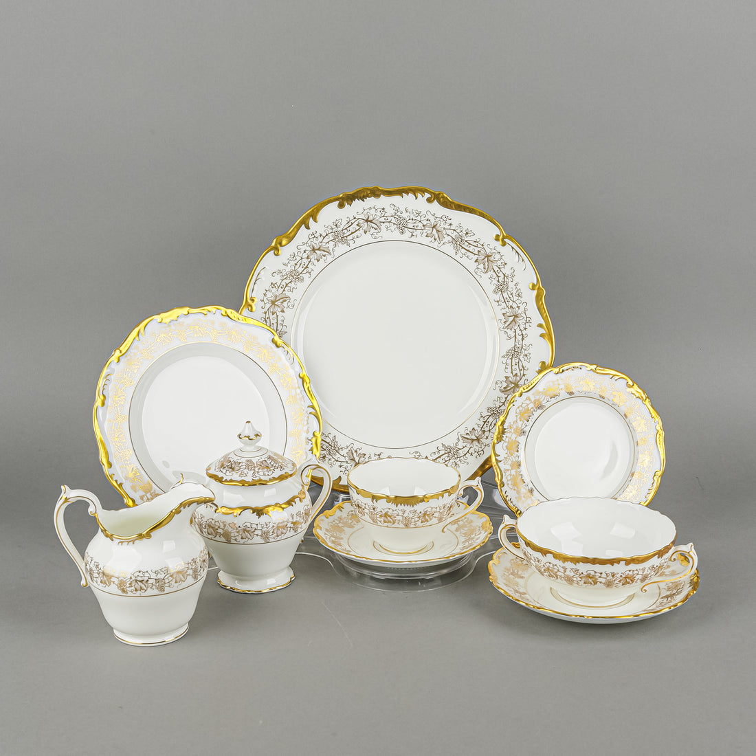 COALPORT Hazelton White 10 Place Settings Plus Extras