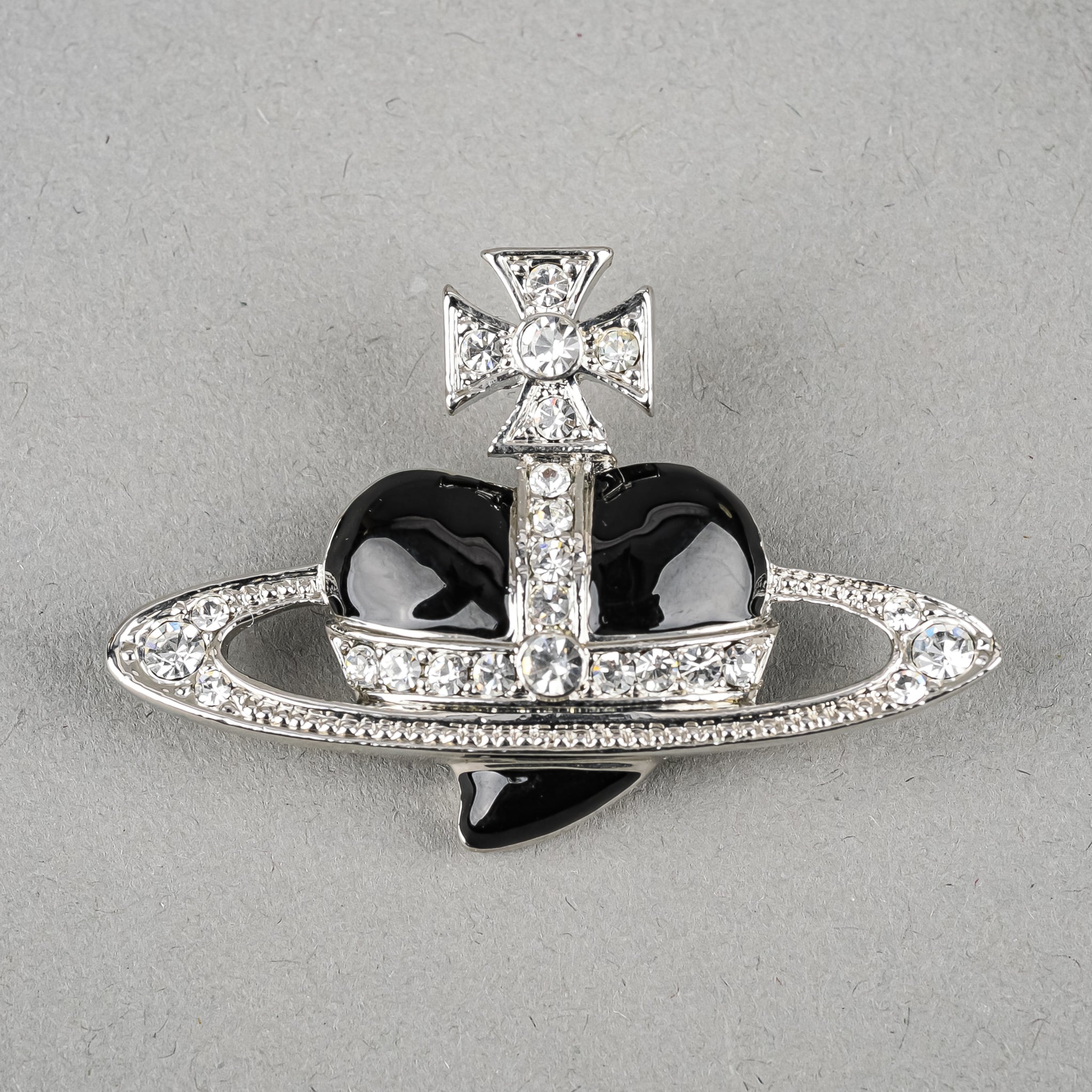 t*o様 ヴィンテージvivienne Westwood ORB ブローチ VIVIENNE WESTWOOD Silver Tone CZ Black Enamel Orb Brooch - Around