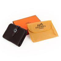 HERMÈS Dogon Card Holder - Brown Pebbled Leather