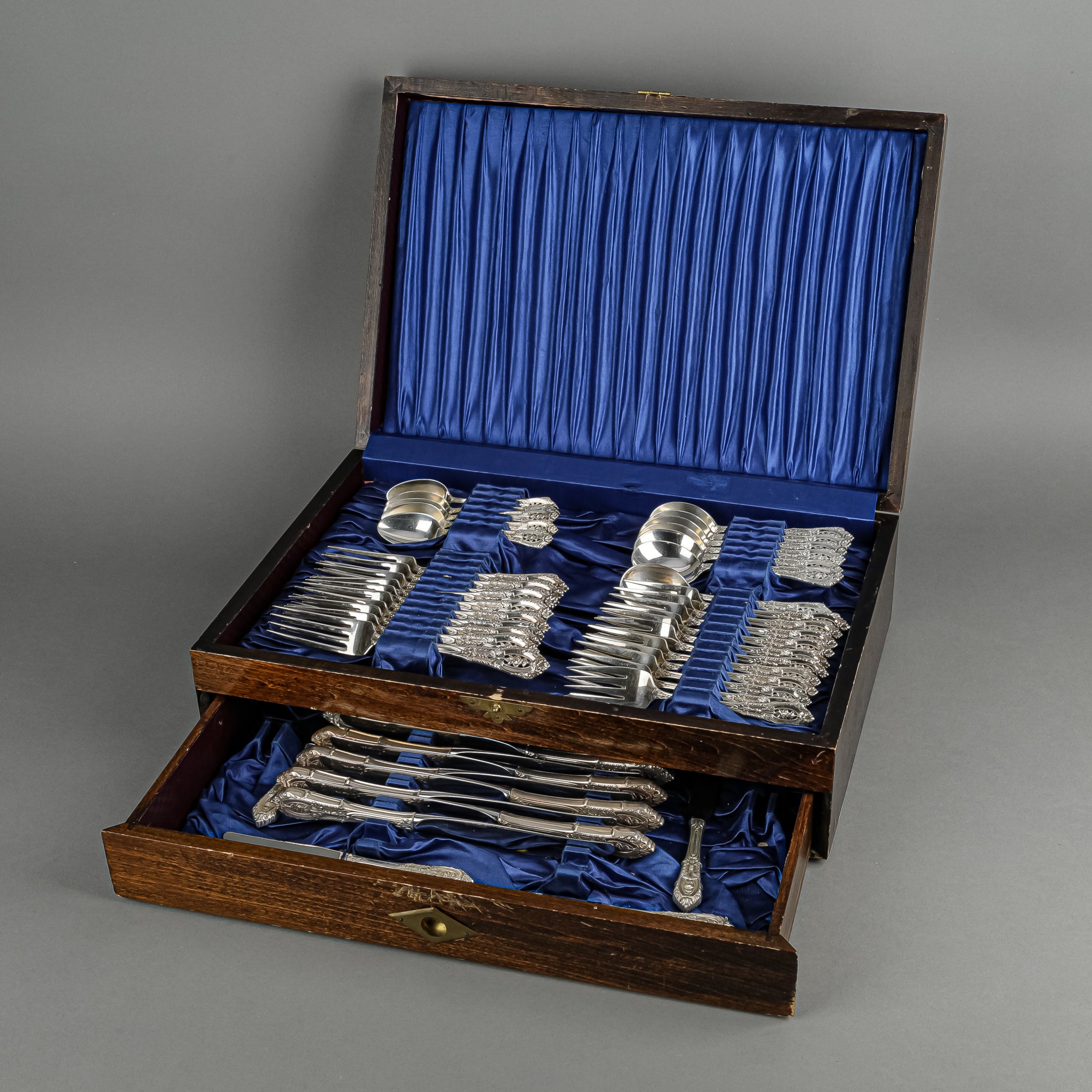 Wallace rose point sterling silver flatware hotsell