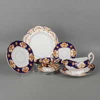 ROYAL ALBERT Heirloom 8 Place Settings Plus Extras