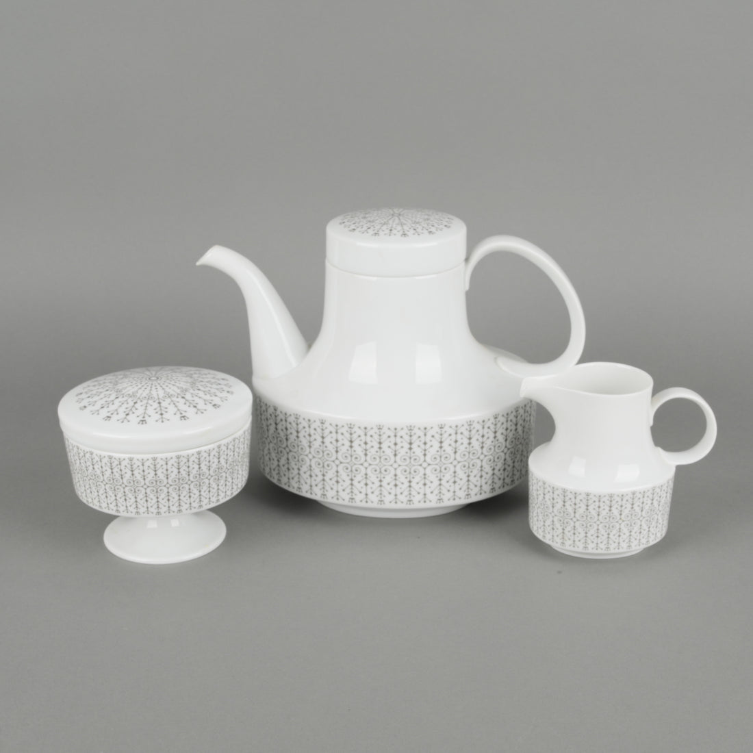 ROSENTHAL Filigree 8 Place Setting Plus Extras