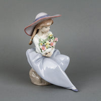 LLADRO Fragrant Bouquet 5862 Figurine