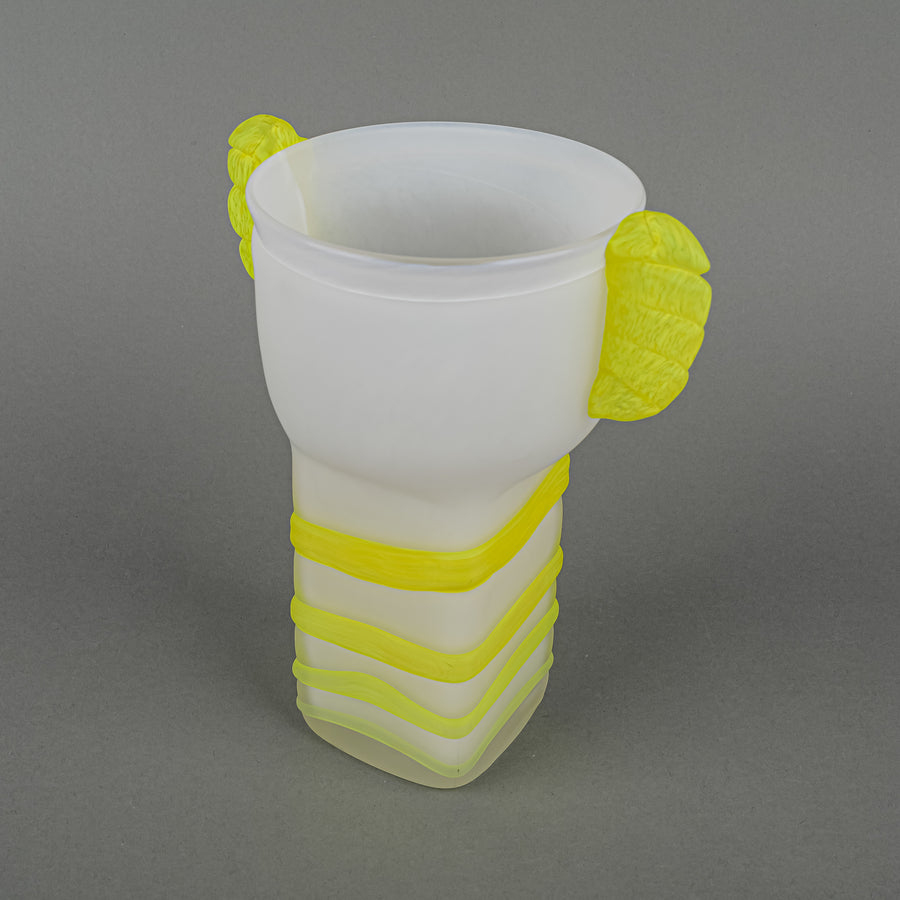 KOSTA BODA Ulrica Hydman-Vallien Art Glass TIGER Vase 49926