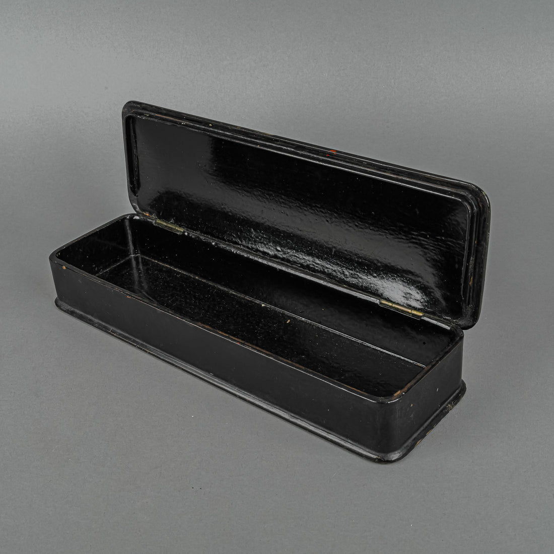 Vintage Lacquer Papier Mache Glove Box Japanese Motif