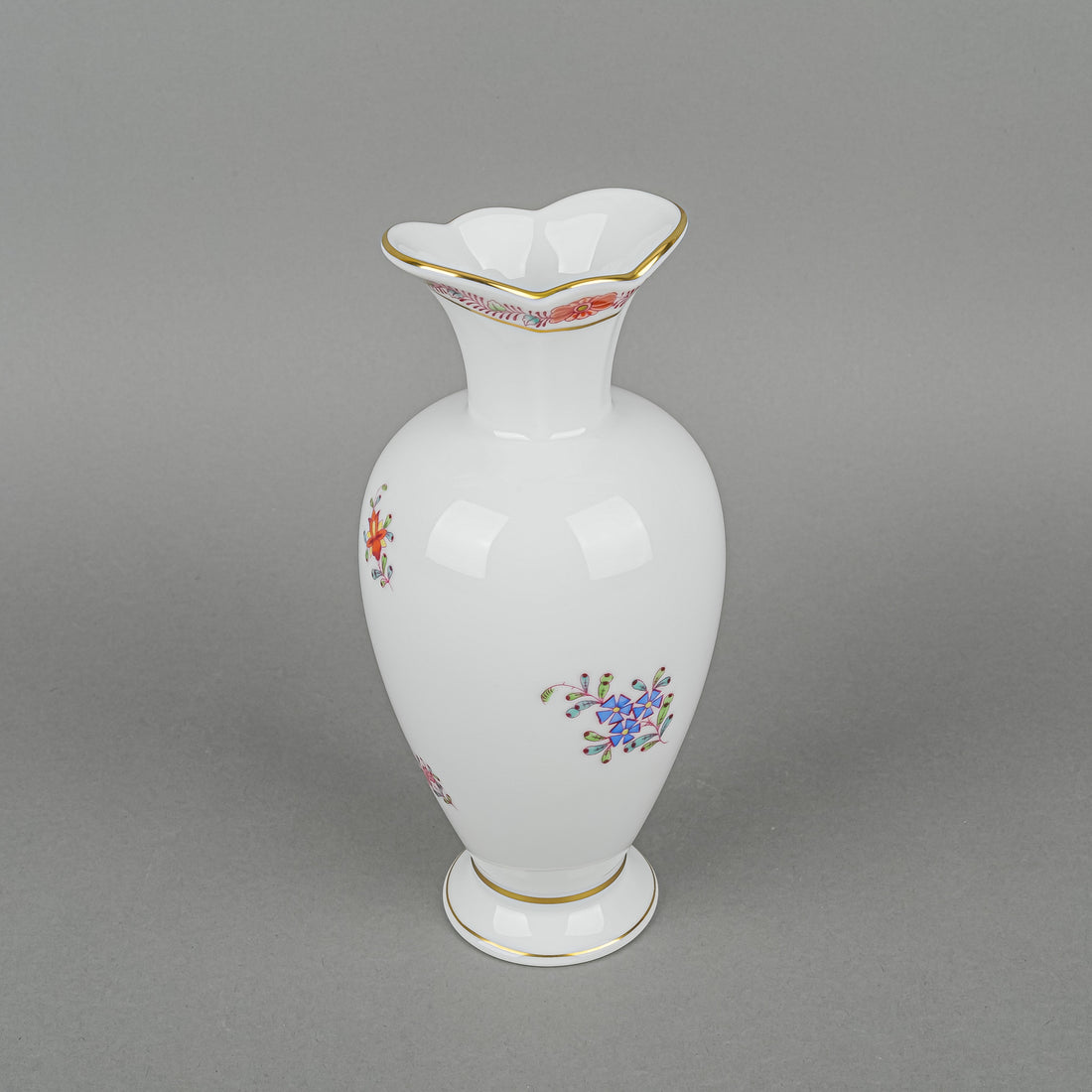 HEREND Chinese Bouquet 7053 Vase