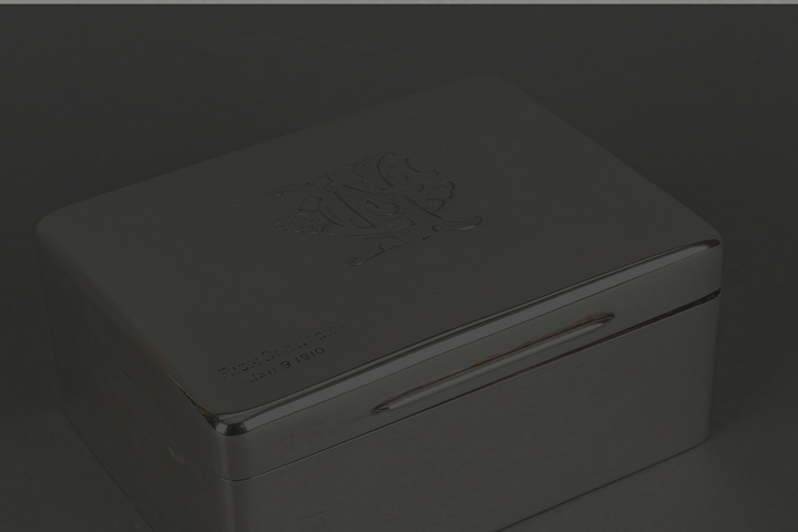 Silver box from Goldsmiths & Silversmiths Co