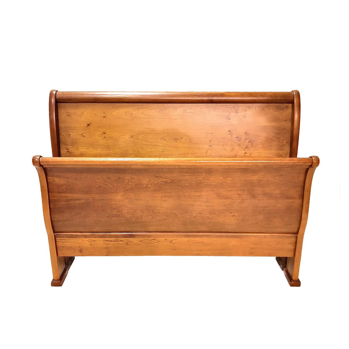 Bedroom Furniture - Beds, Nighttables, Headboards
