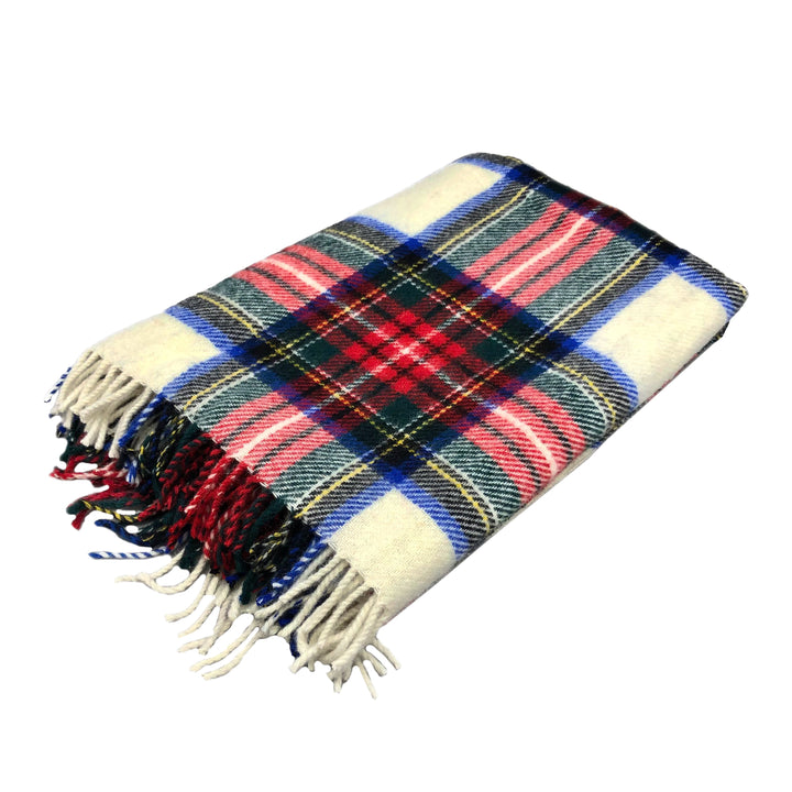 Blankets & Throws: Cozy and Stylish Soft Goods