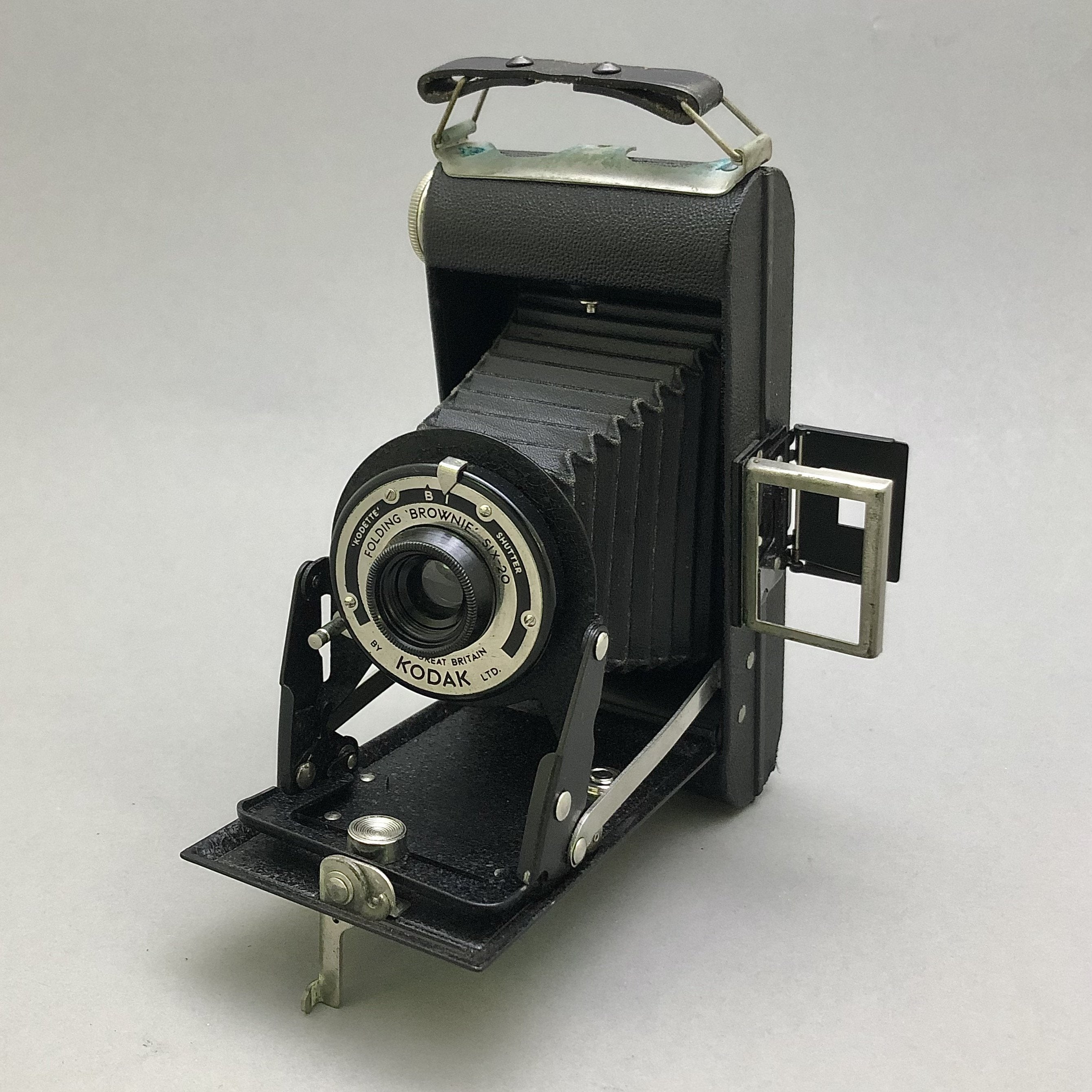 Vintage Cameras & Photo: Classic Vintage Cameras and Collectible