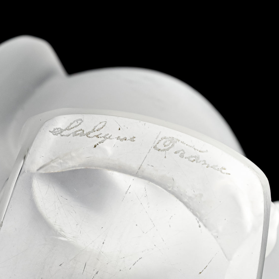 LALIQUE Moineau Moqueur/Sparrow Head Up