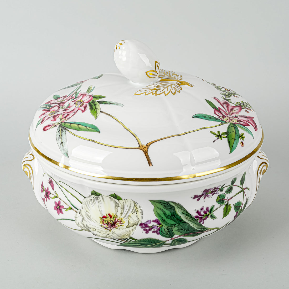 SPODE Stafford Flowers Covered Casserole With Cone Knob