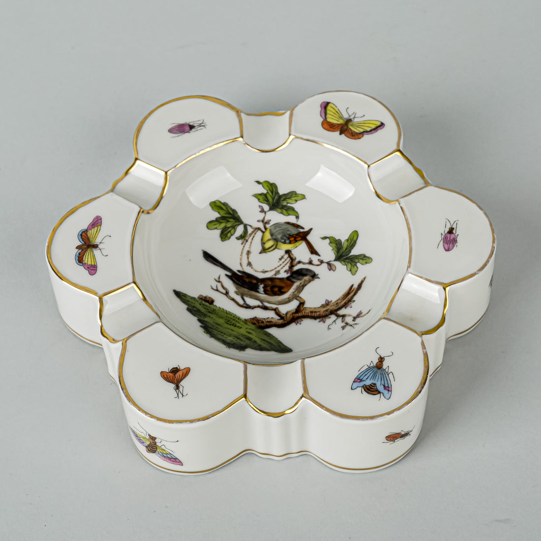 HEREND Rothschild Bird Ashtray 7700