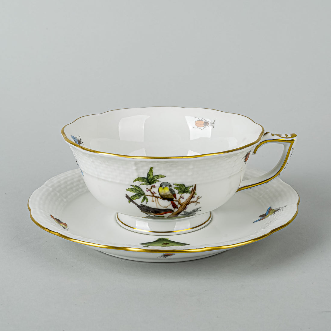 HEREND Rothschild Bird Cup & Saucer 734