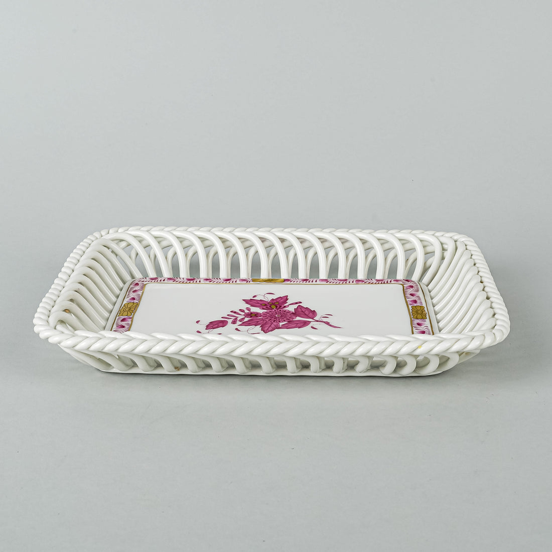 HEREND Chinese Bouquet Pink Open Weave Tray 7390