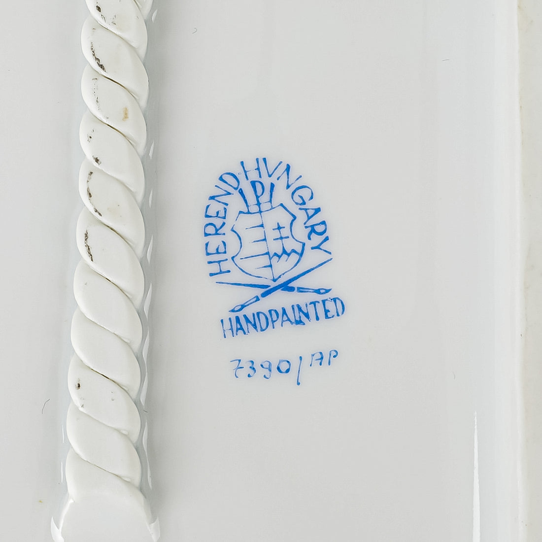HEREND Chinese Bouquet Pink Open Weave Tray 7390