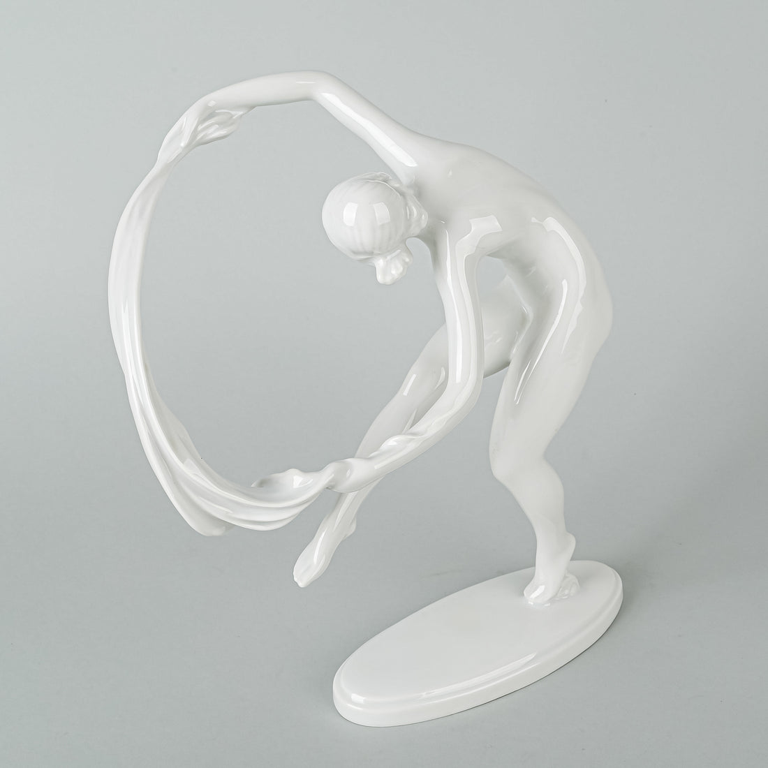 HEREND Figurine Dancer With Veil 15734 White