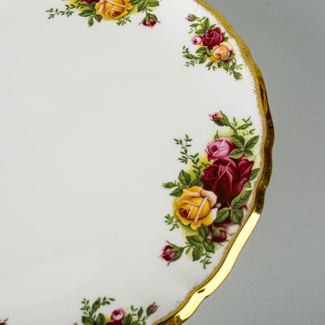 ROYAL ALBERT Old Country Roses Cake Stand