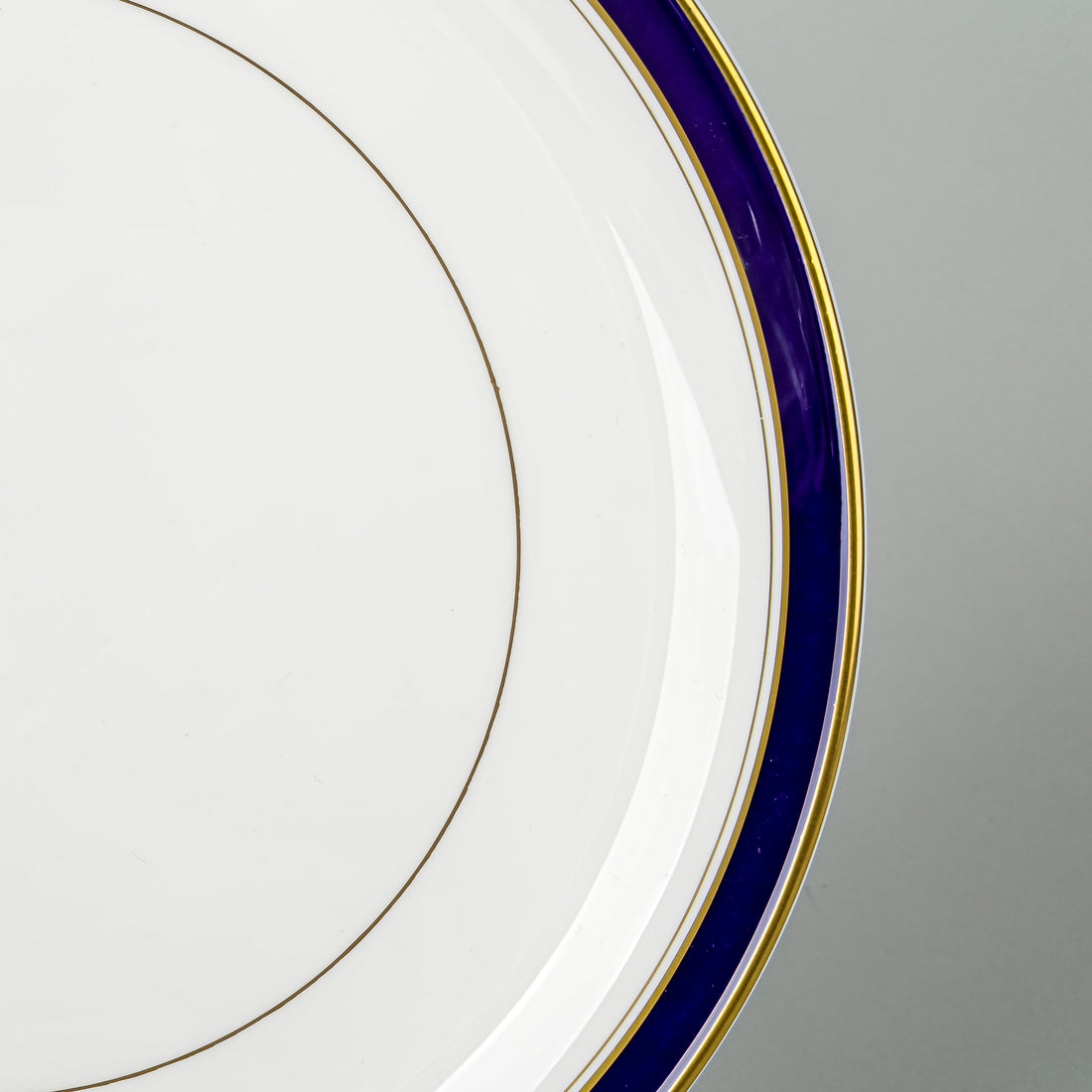ROYAL WORCESTER Howard Blue Cake Plate