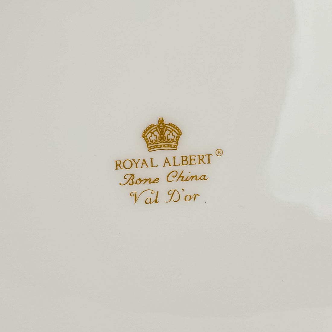 ROYAL ALBERT Val D'or Tea Service 5 Pieces