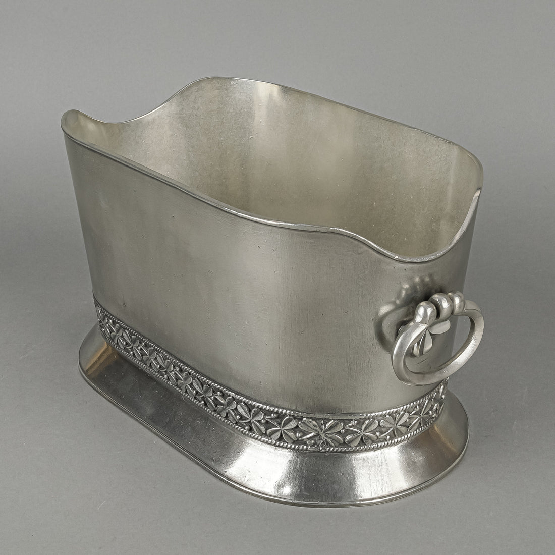 ROYAL SELANGOR V&A Shamrock Pewter Wine Cooler