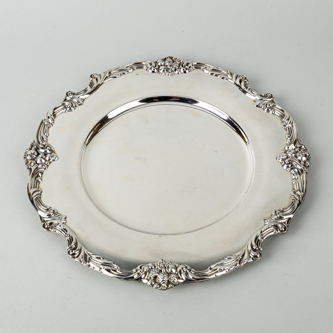 REED & BARTON King Francis Silverplate Chargers Set Of 6