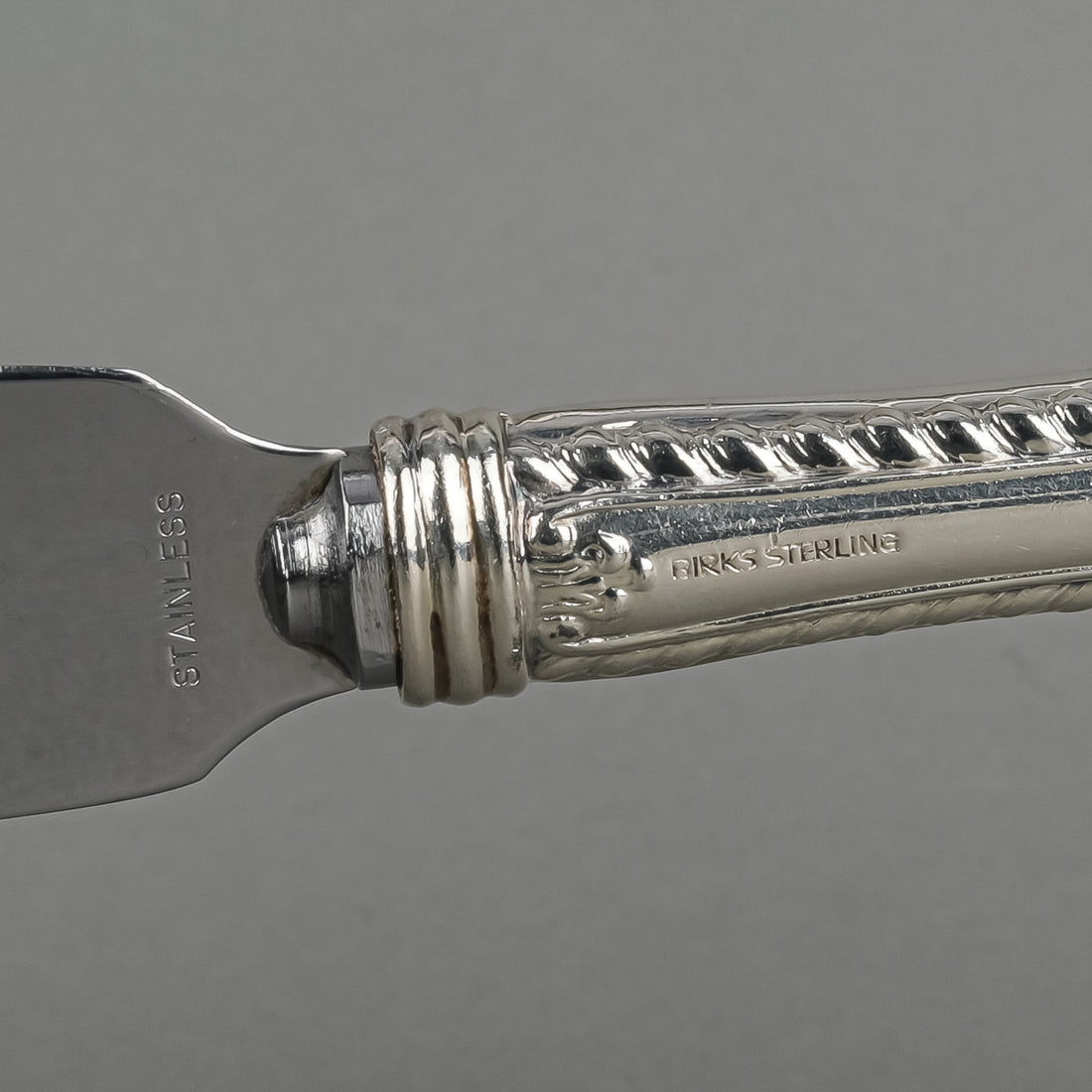 BIRKS Gadroon Sterling Handle Stainless Steel Cake Knife