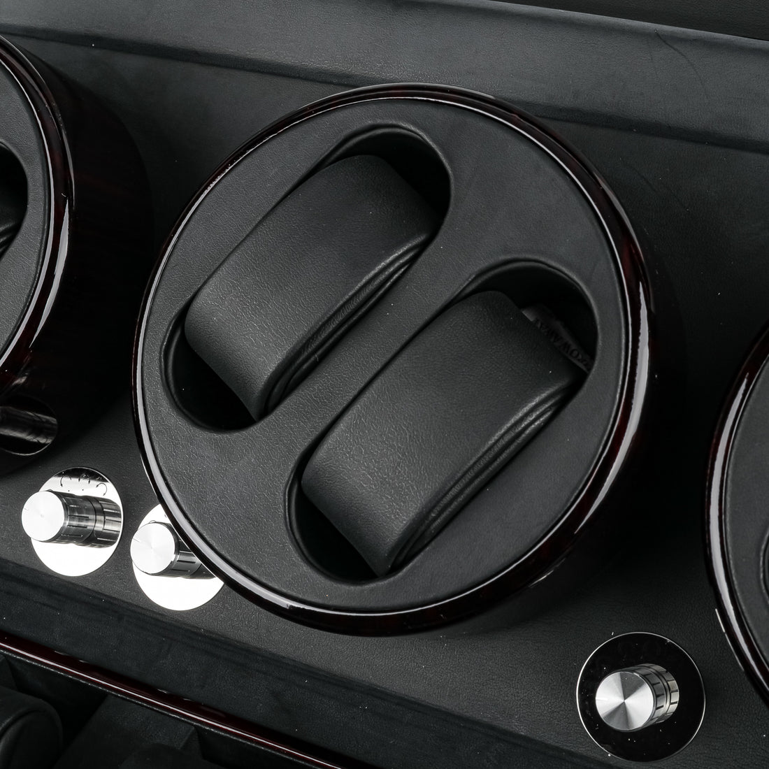 DUKWIN Lacquered Wood Watch Winder - 8 Slot