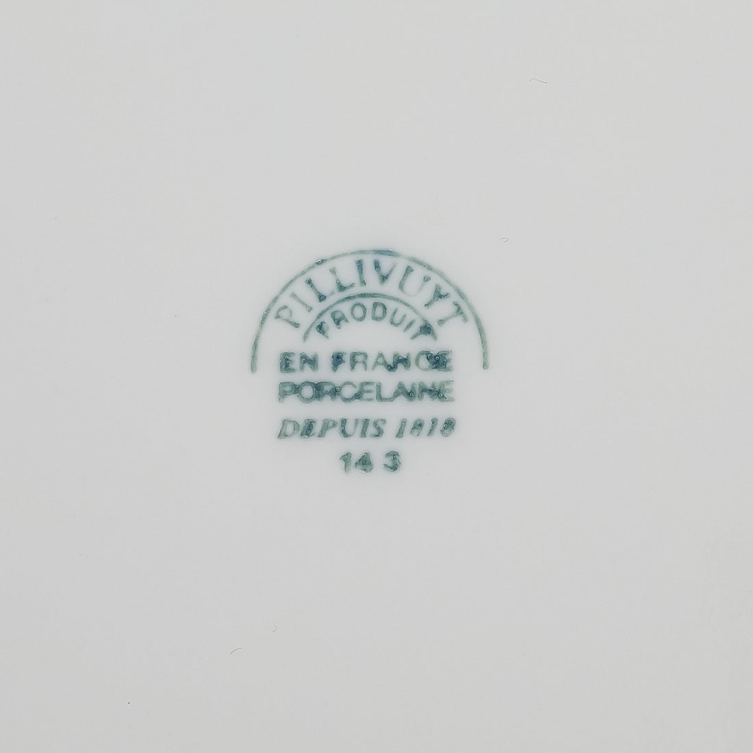 APILCO Tulip White Serving Bowl