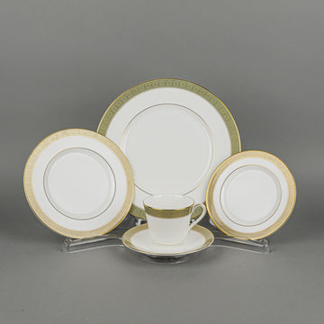 ROYAL DOULTON Belvedere 8 Place Settings