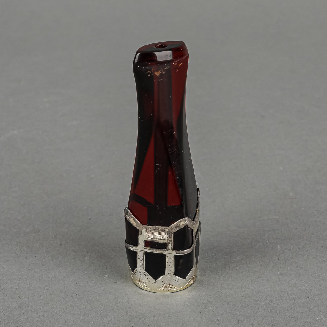 WDC Triangle Cherry Bakelite Cigar/Cheroot Holder