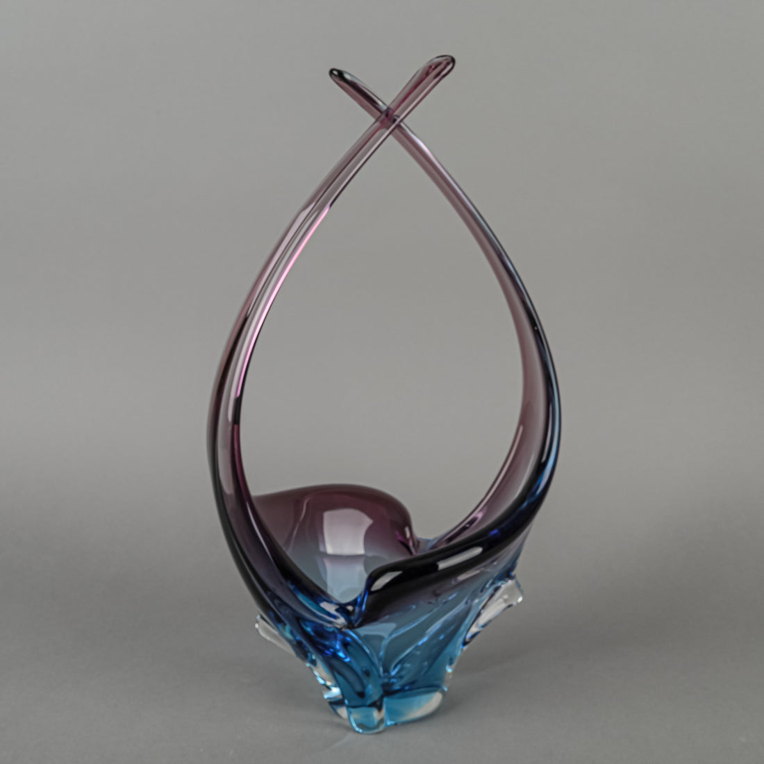 Lorraine/Chalet Style Free Form Art Glass Ashtray/Basket