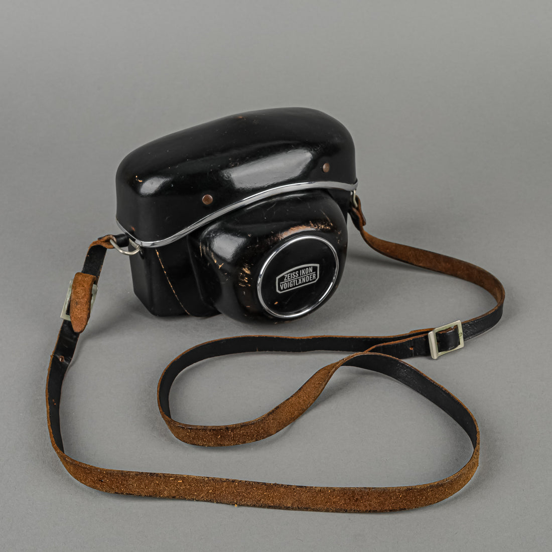 ZEISS IKON Contaflex 126 SLR Camera With Case