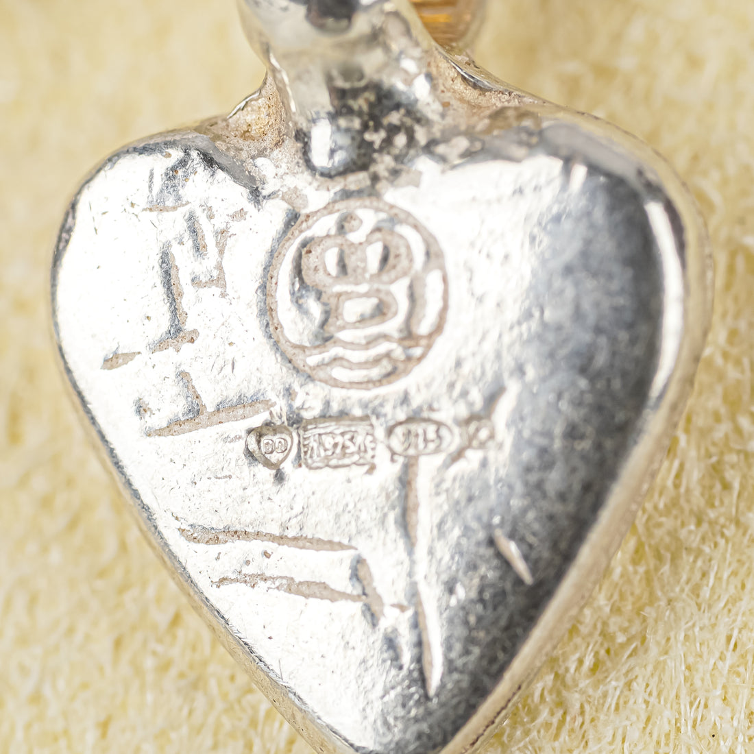 DANIELLA  DRAPER Sterling Three Heart Pendant Necklace