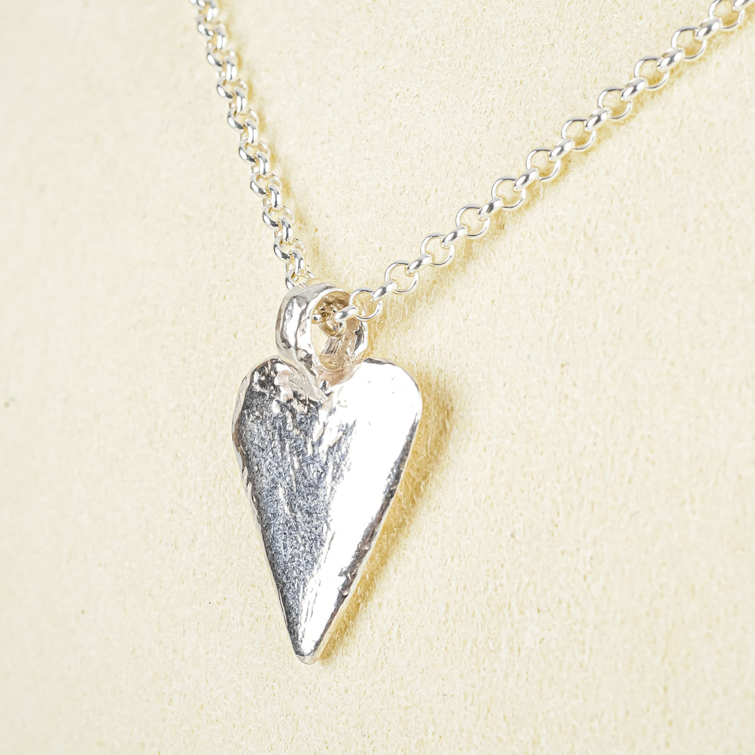 DANIELLA  DRAPER Sterling Chain Heart Pendant Necklace