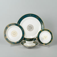 WEDGWOOD Agincourt R4513 7 Place Settings Plus Extras