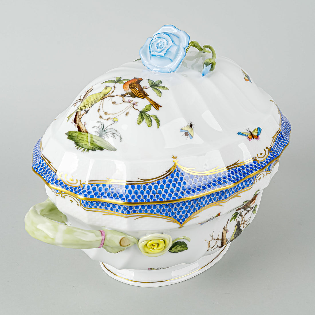 HEREND Rothchild Bird Fish Scale Blue Covered Tureen 1006