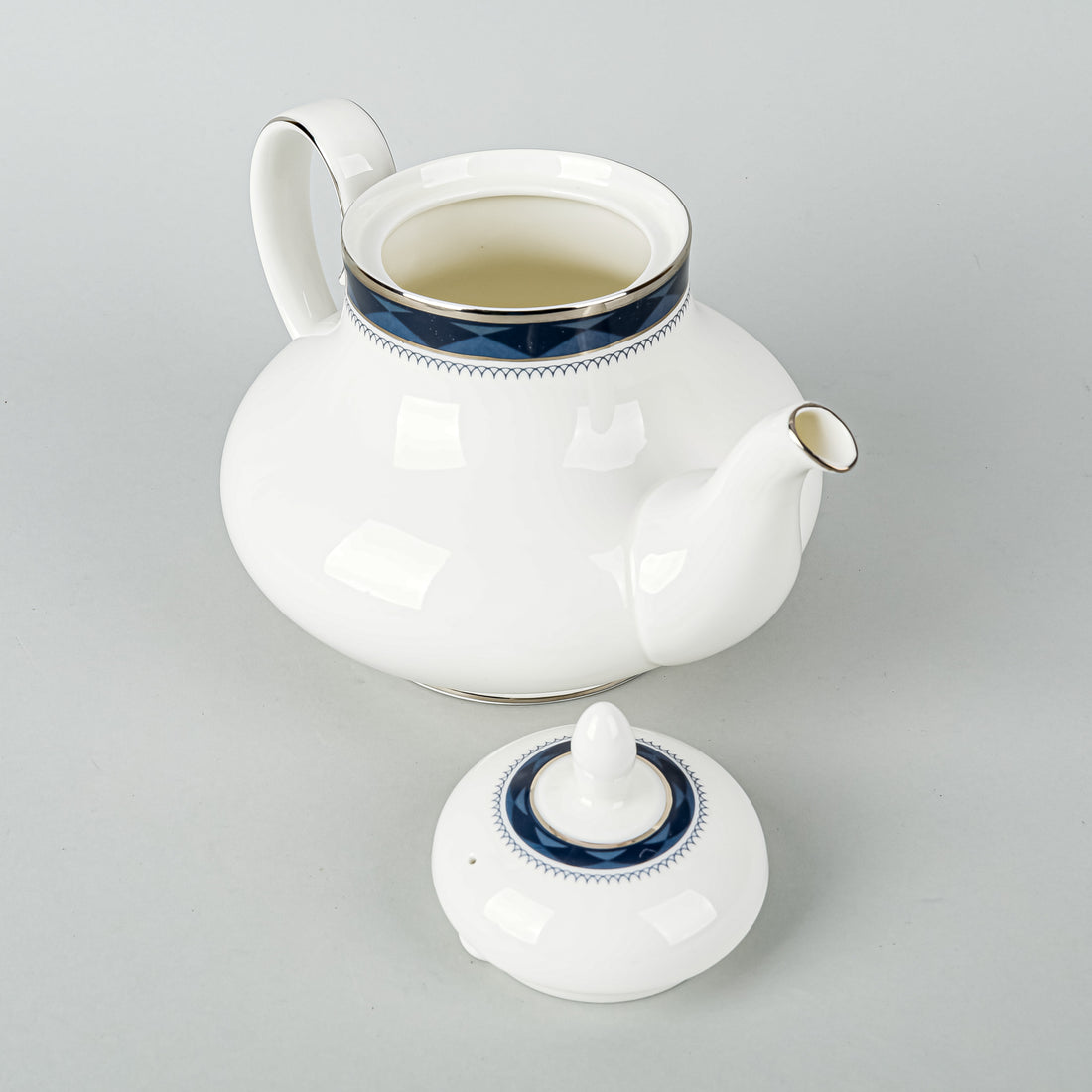 ROYAL DOULTON Eton H5059 Tea Service 5 Pieces