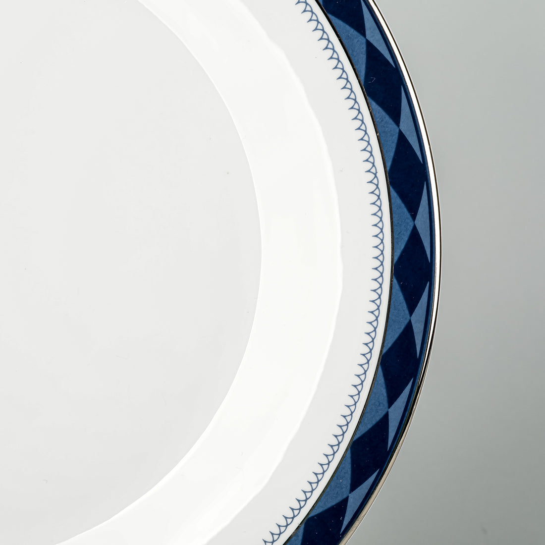 ROYAL DOULTON Eton H5059 7 Place Settings Plus Extras