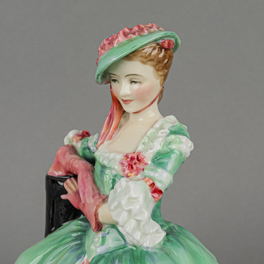 ROYAL DOULTON Figurine Kate Hardcastle HN 1719