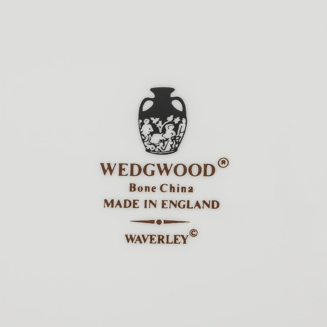 WEDGWOOD Waverley Platter