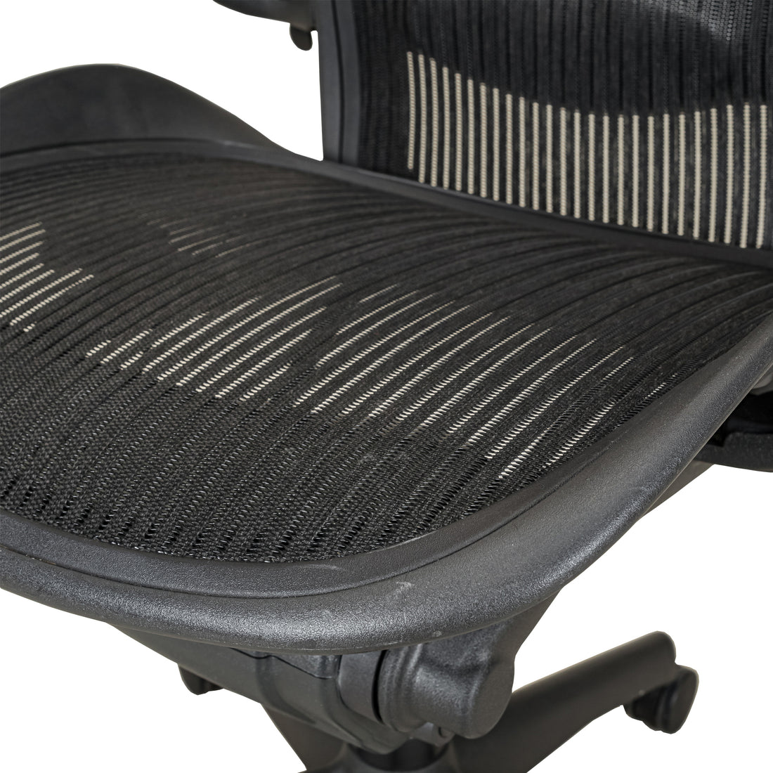 HERMAN MILLER Aeron Chair