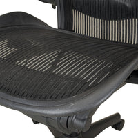 HERMAN MILLER Aeron Chair