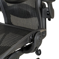 HERMAN MILLER Aeron Chair