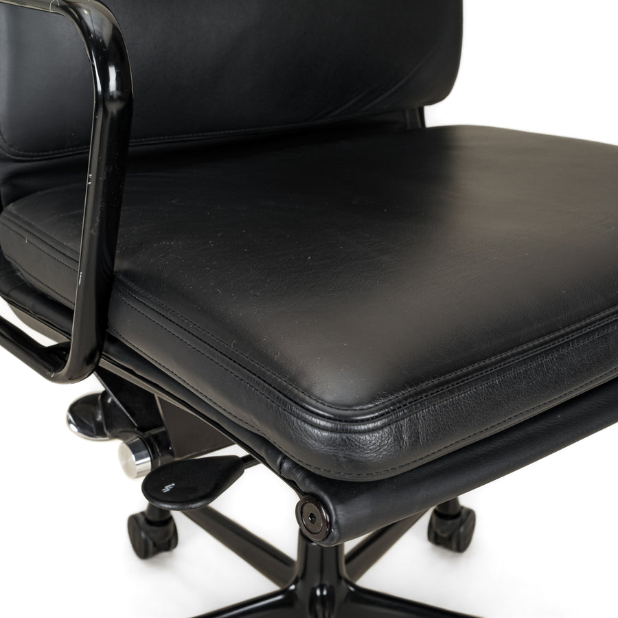 HERMN MILLER Eames EA217 Management Chair