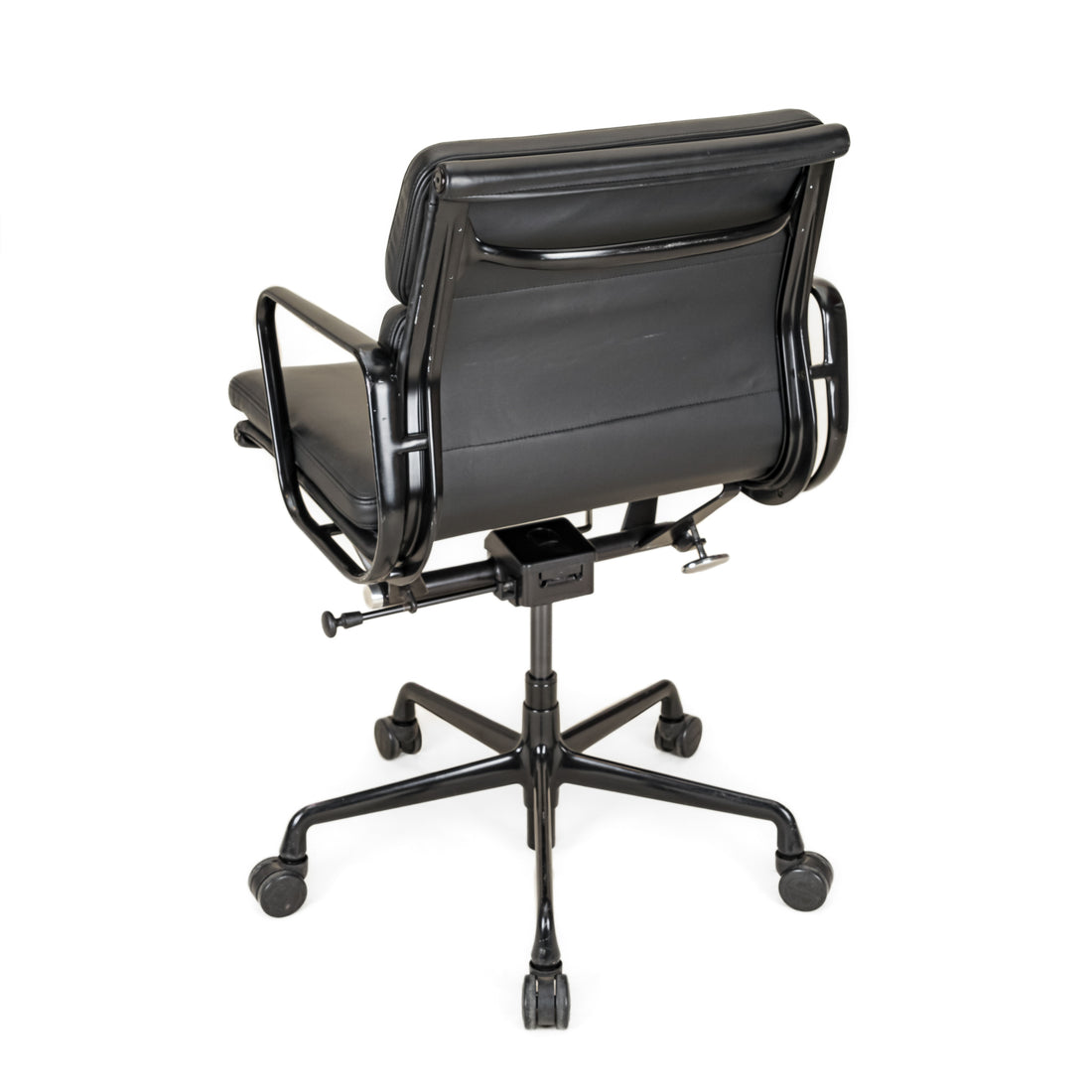 HERMN MILLER Eames EA217 Management Chair